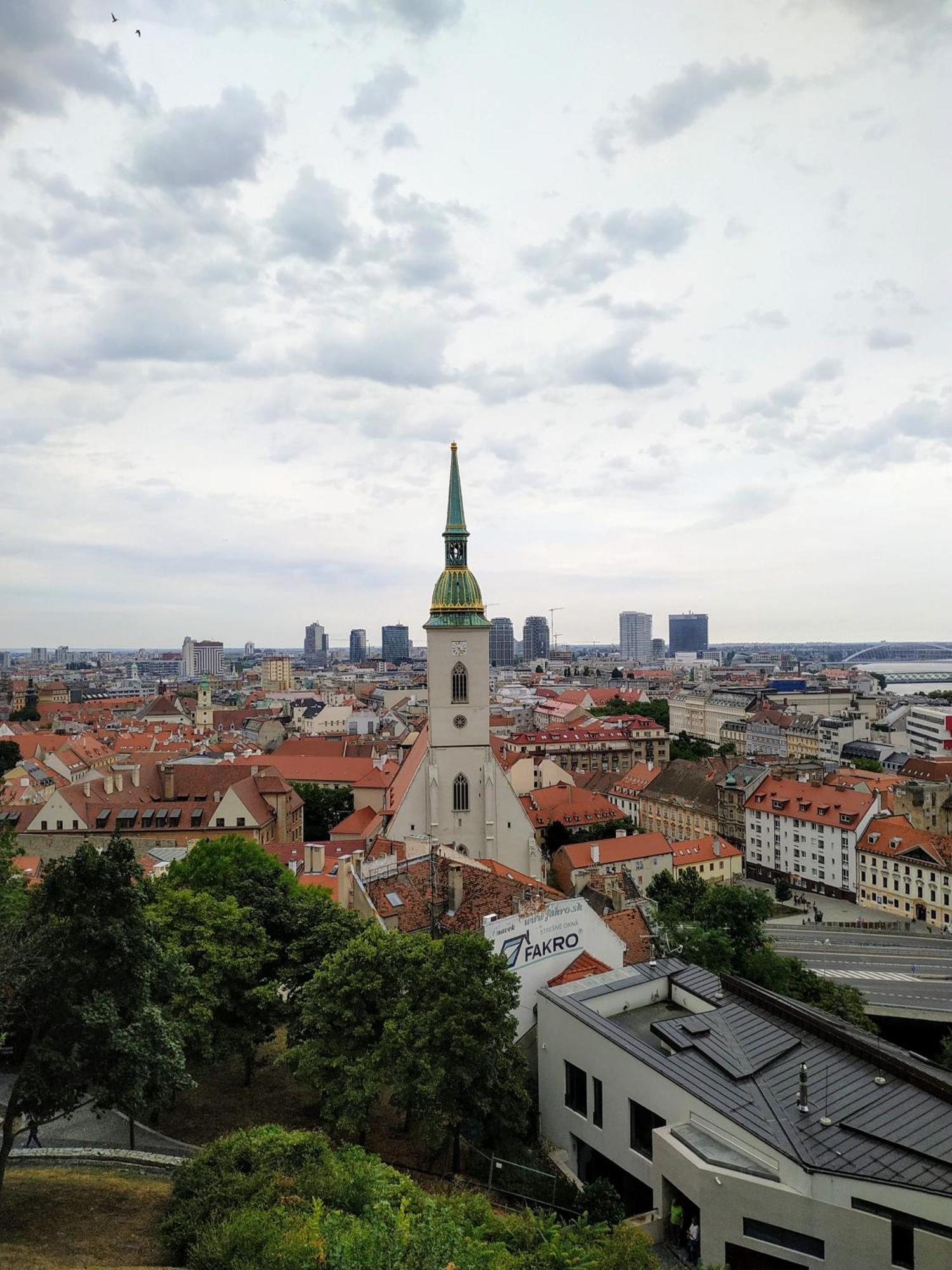 Extralarge Queen Room In The Heart Of Bratislava With Terrace 外观 照片